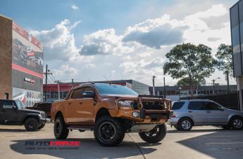 FORD RANGER ANZA MATTE BLACK WITH ANTHRACITE RING